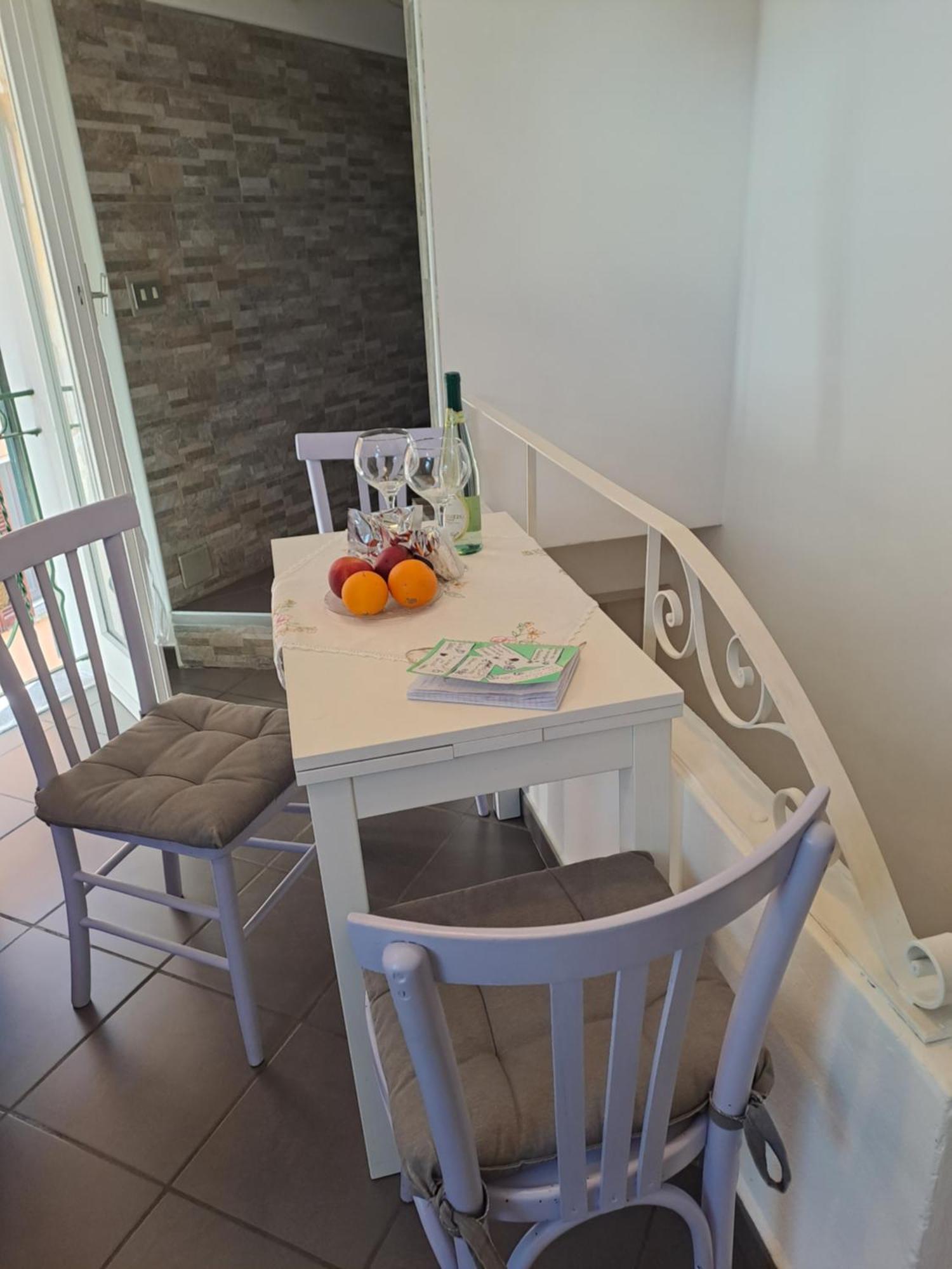 House Al Noce Apartment Moltrasio Room photo
