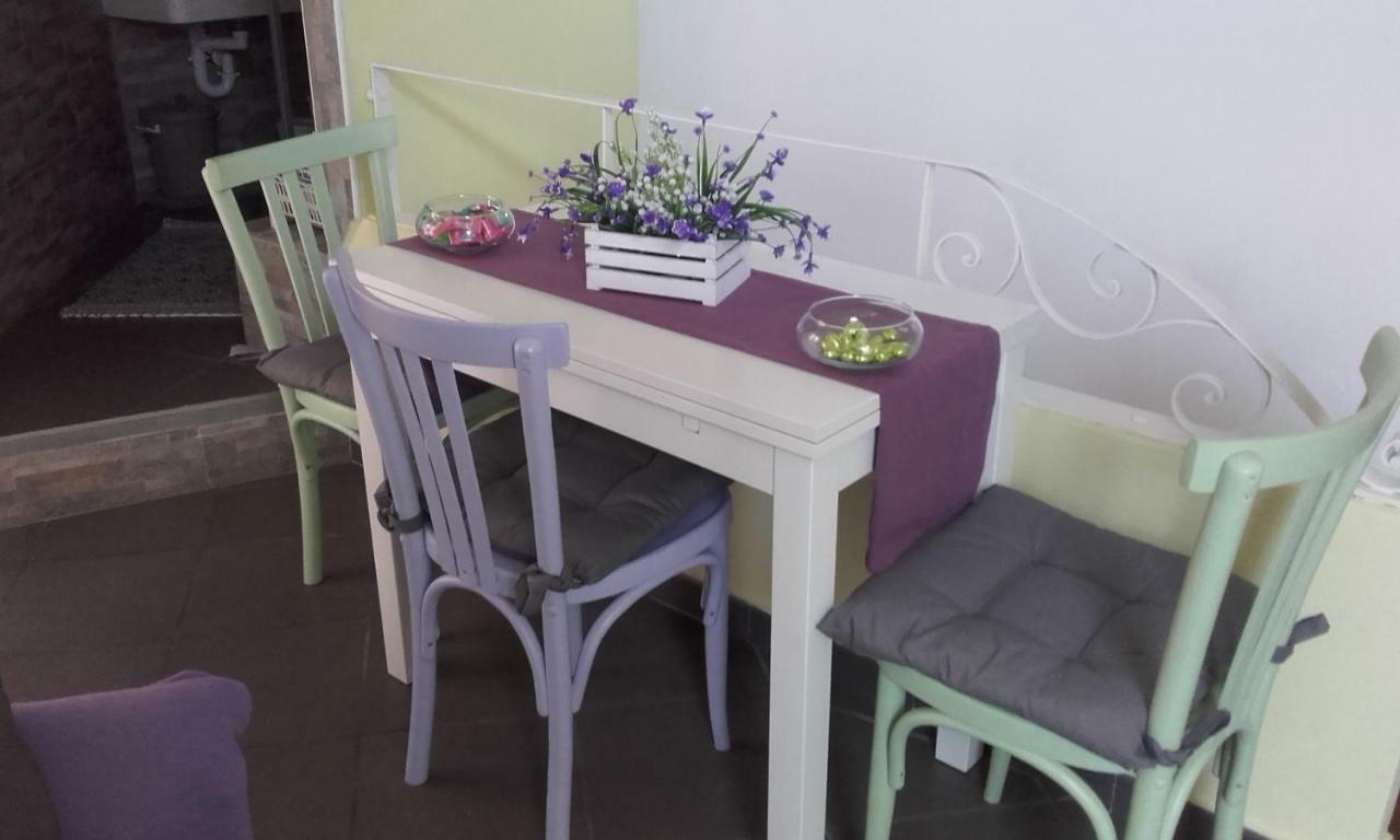 House Al Noce Apartment Moltrasio Exterior photo